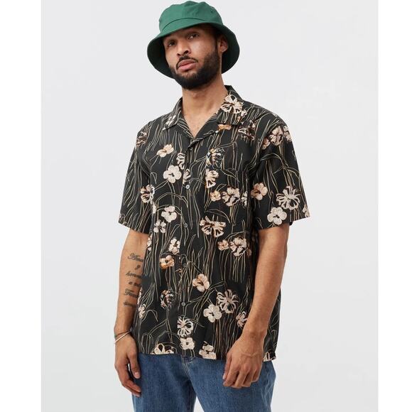 Closed | Men's Short Sleeved Button Down Shirt Hawaiian Motif Black Size Small - Picture 8 of 8